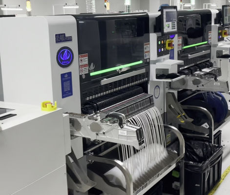 電気ボード SMT ピックアンドプレイス マシン 1.5KW パワー エネルギー節約 98000CPH