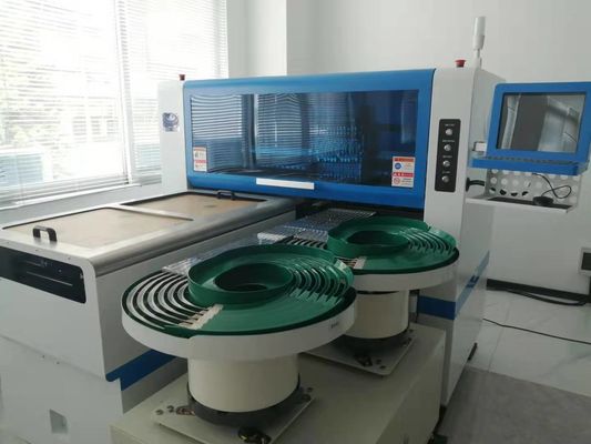 機械SMTをおよび場所機械45000CPH作る12の頭部28の送り装置PCBの運転者板は選ぶ