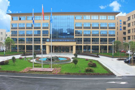 各々の取付けの部分の高速一突きおよび場所機械のための腕4モジュール18のノズルは二倍になる