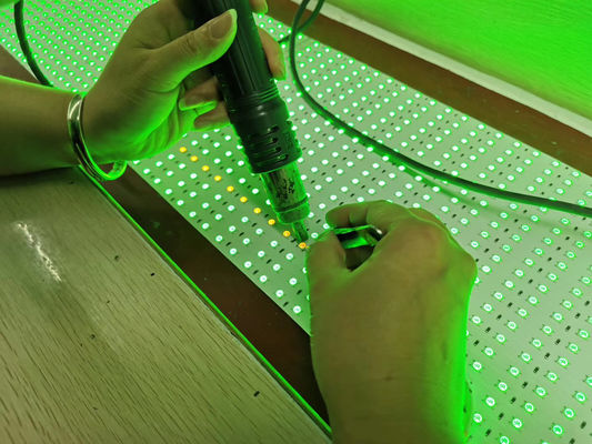 機械SMT生産ライン一突きおよび場所機械を作る50W CPH LED