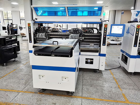 超高速SMTの生産ライン滑走路端燈LEDの破片Mounter 500000CPH